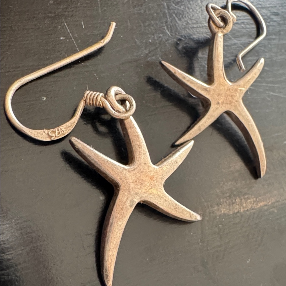 925 Sterling Silver Starfish Dangle Hook Earrings Coastal Beach Nautical - Picture 9 of 9